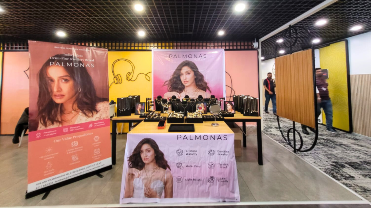 Corporate Parks Advertising: Boost Brand Visibility in Workspaces